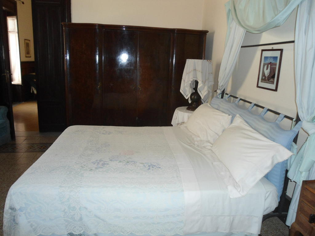 Rosella Bianchi Bed & Breakfast Palermo Phòng bức ảnh